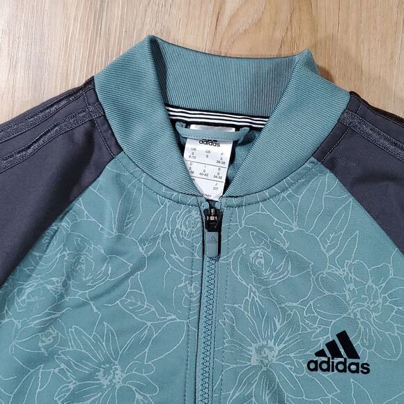 🔹️Adidas Sage Green Embossed Floral Print Track Jacket Small - Picture 5 of 9